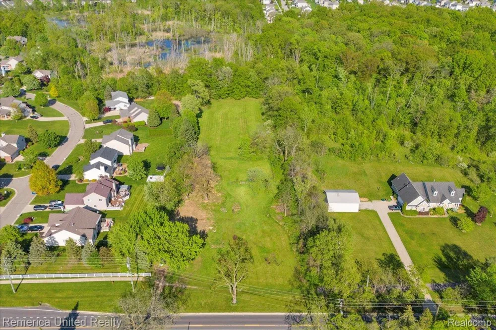 25100 MARTINDALE ROAD Lyon Charter Township, MI 48178