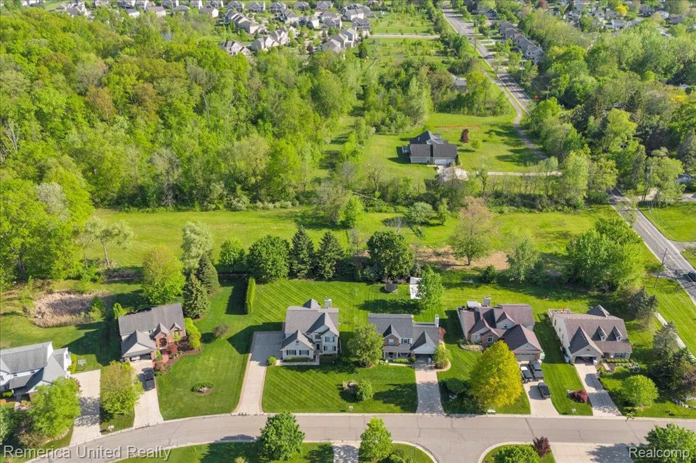 25100 MARTINDALE ROAD Lyon Charter Township, MI 48178