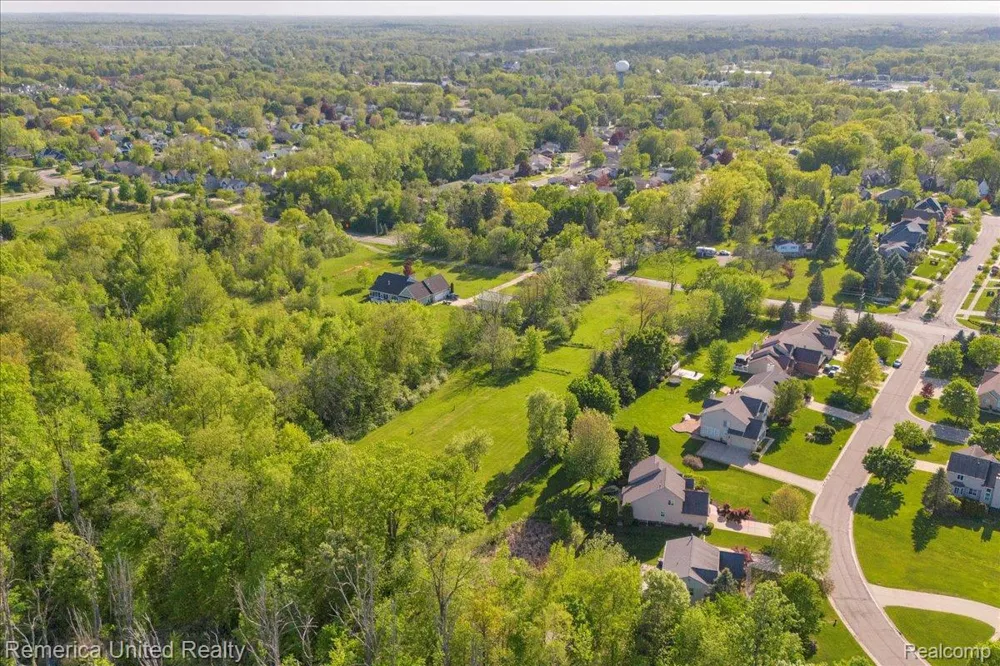 25100 MARTINDALE ROAD Lyon Charter Township, MI 48178