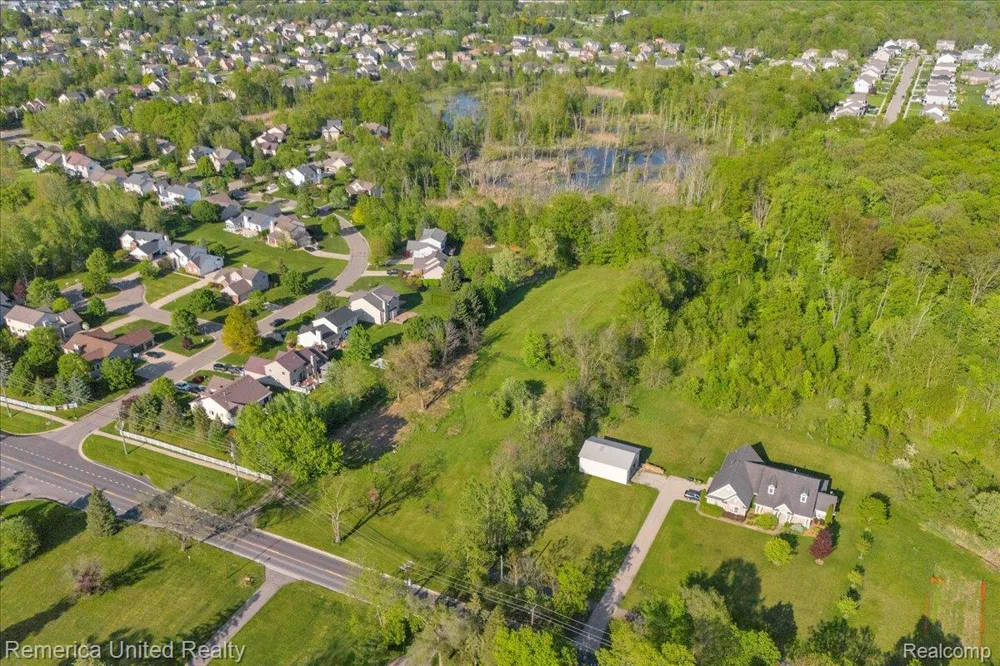 25100 MARTINDALE ROAD Lyon Charter Township, MI 48178