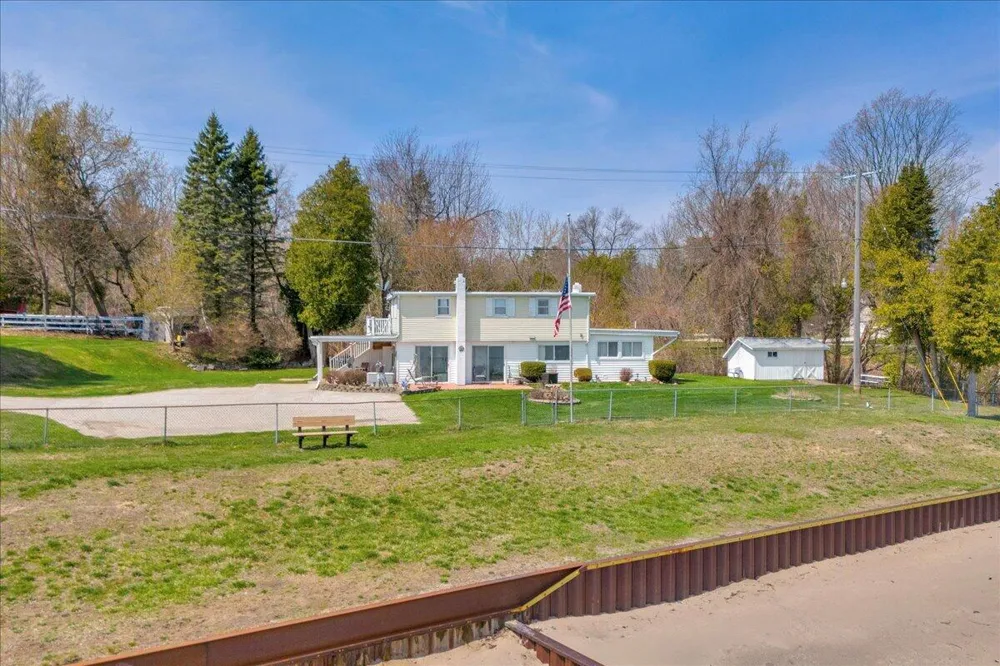 7226 Lakeview Drive Worth Township, MI 48450