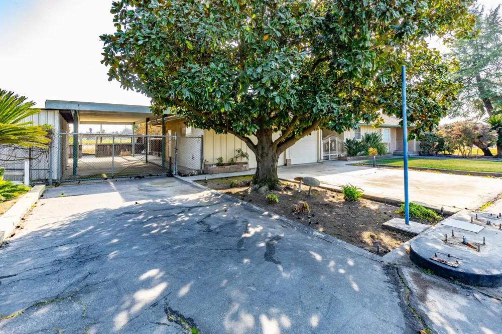 12265 E Dinuba Avenue Selma, CA 93662