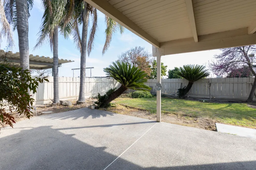 12265 E Dinuba Avenue Selma, CA 93662