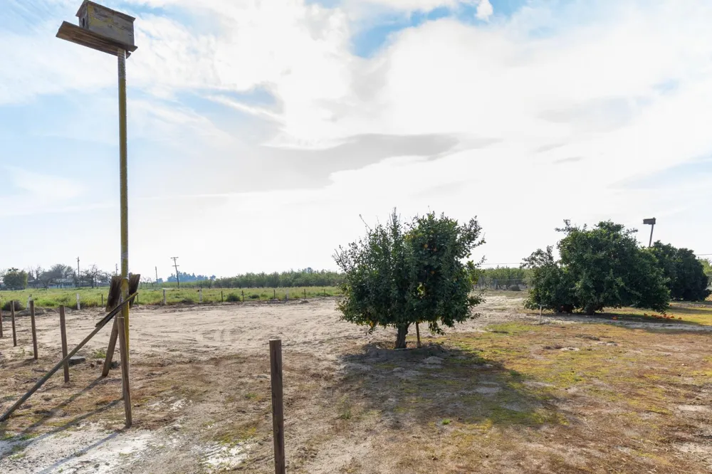 12265 E Dinuba Avenue Selma, CA 93662