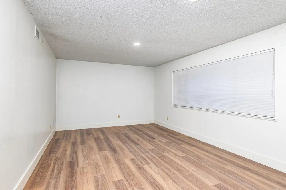12265 E Dinuba Avenue Selma, CA 93662