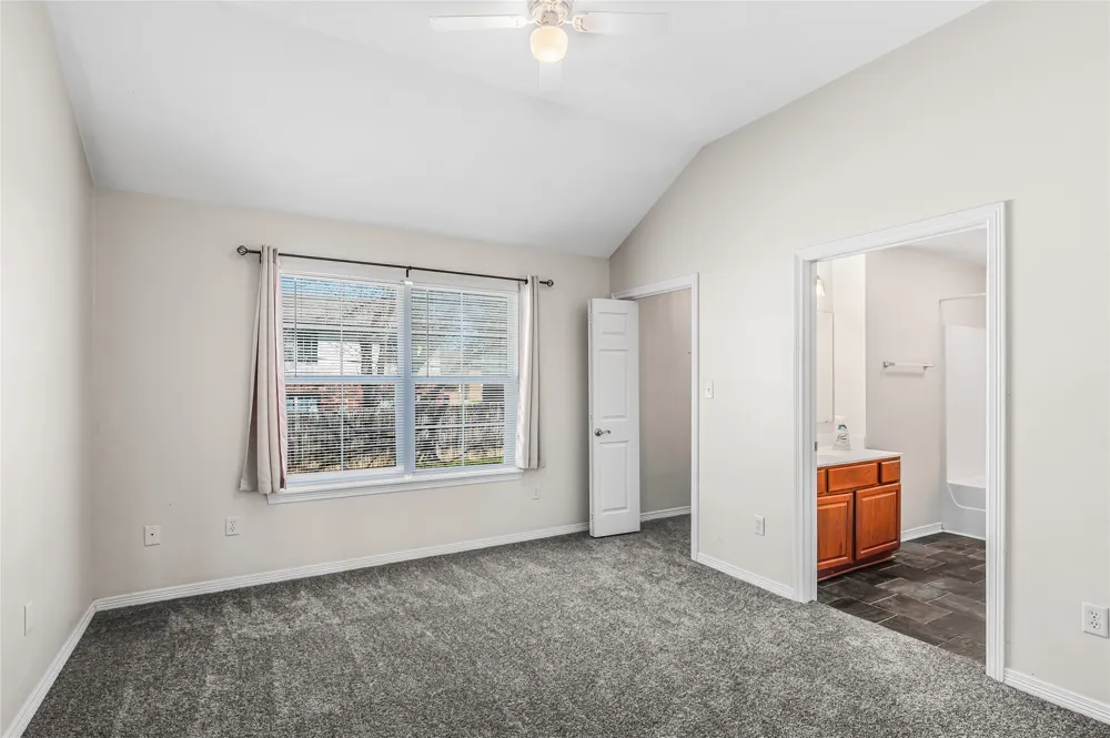 1002 Copperas Bend Caldwell, TX 77836