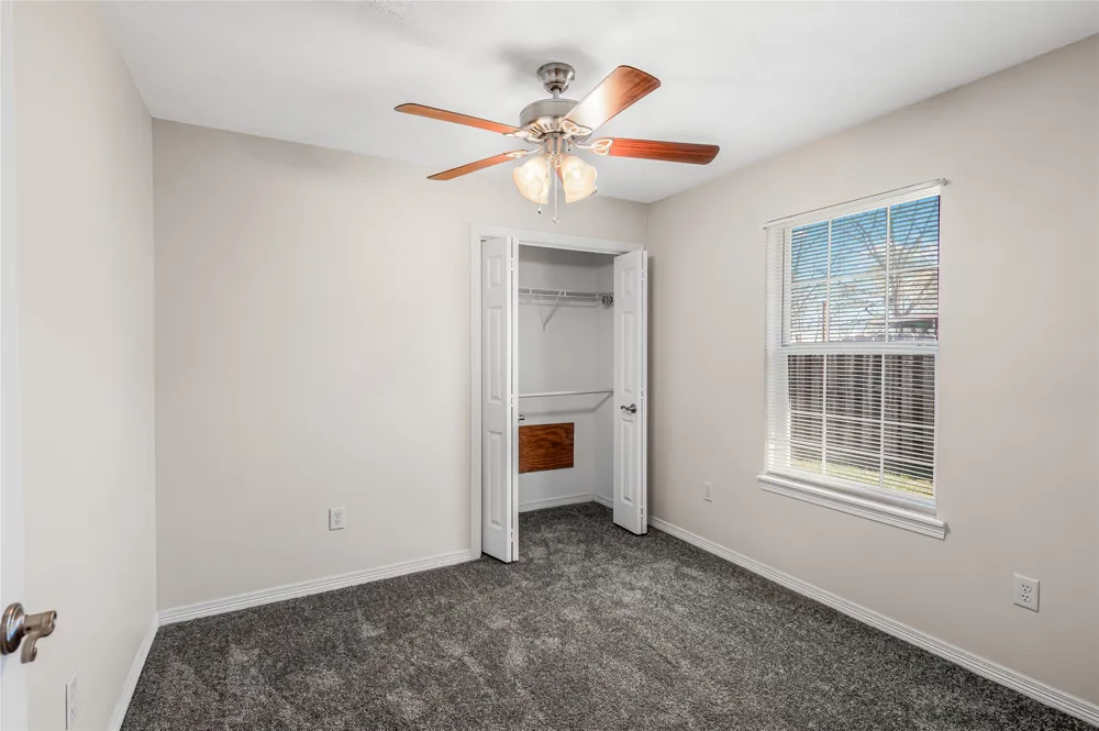 1002 Copperas Bend Caldwell, TX 77836