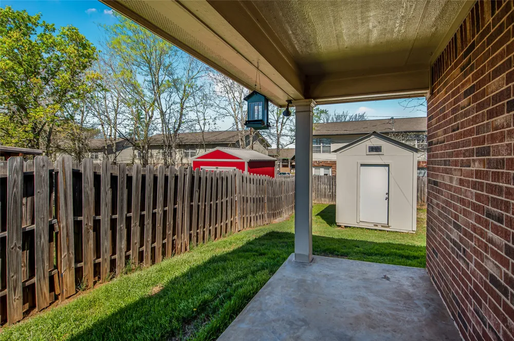 1002 Copperas Bend Caldwell, TX 77836