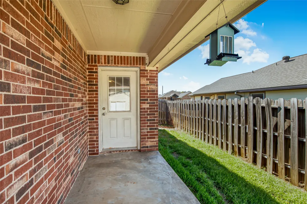 1002 Copperas Bend Caldwell, TX 77836