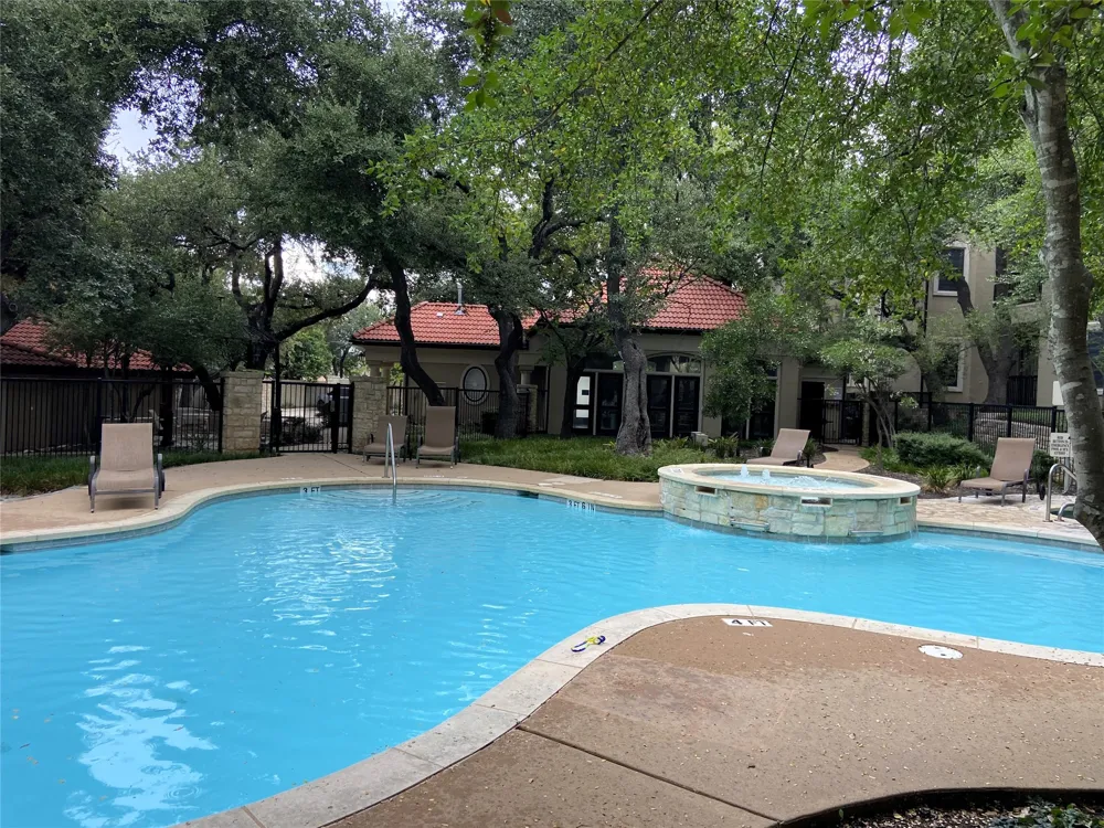 9525 Capital Of Texas Highway #623 Austin, TX 78759