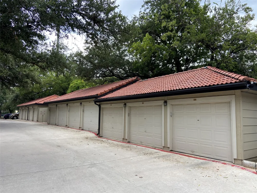 9525 Capital Of Texas Highway #623 Austin, TX 78759