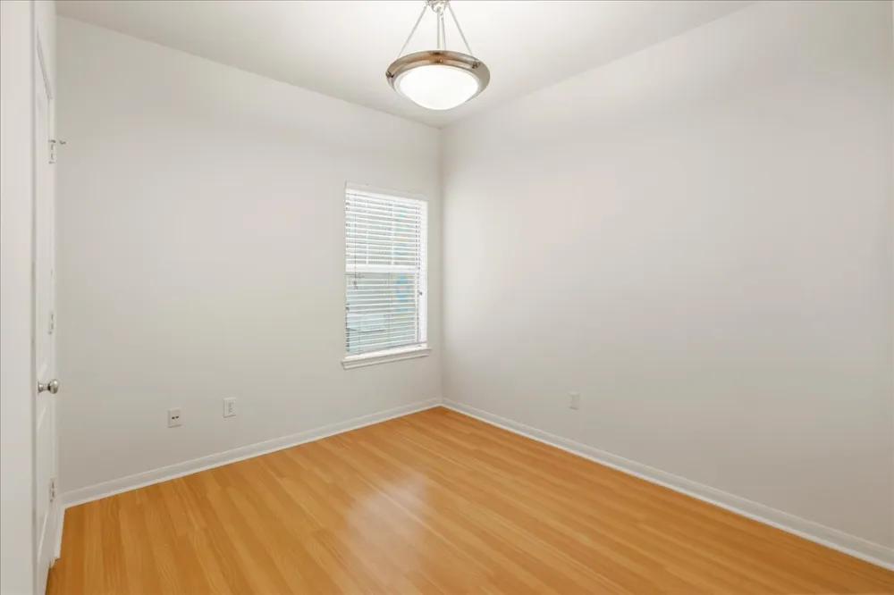 9525 Capital Of Texas Highway #623 Austin, TX 78759