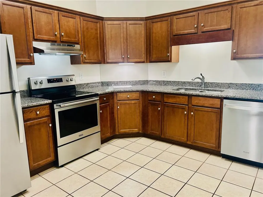 9 VICTORY STREET Gainesville, GA 30501