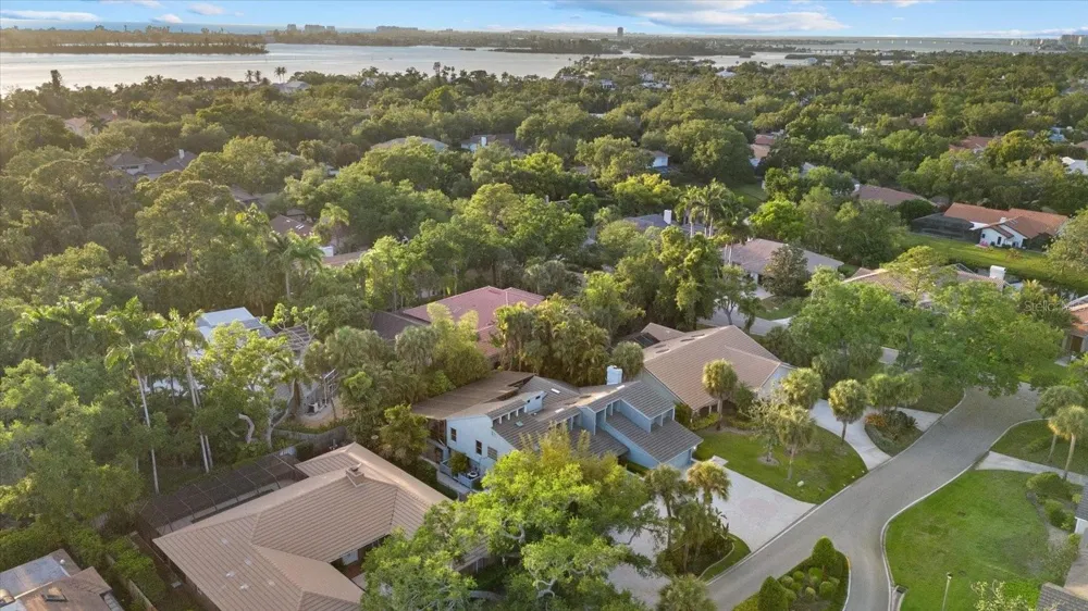 4891 PEREGRINE POINT E Sarasota, FL 34231