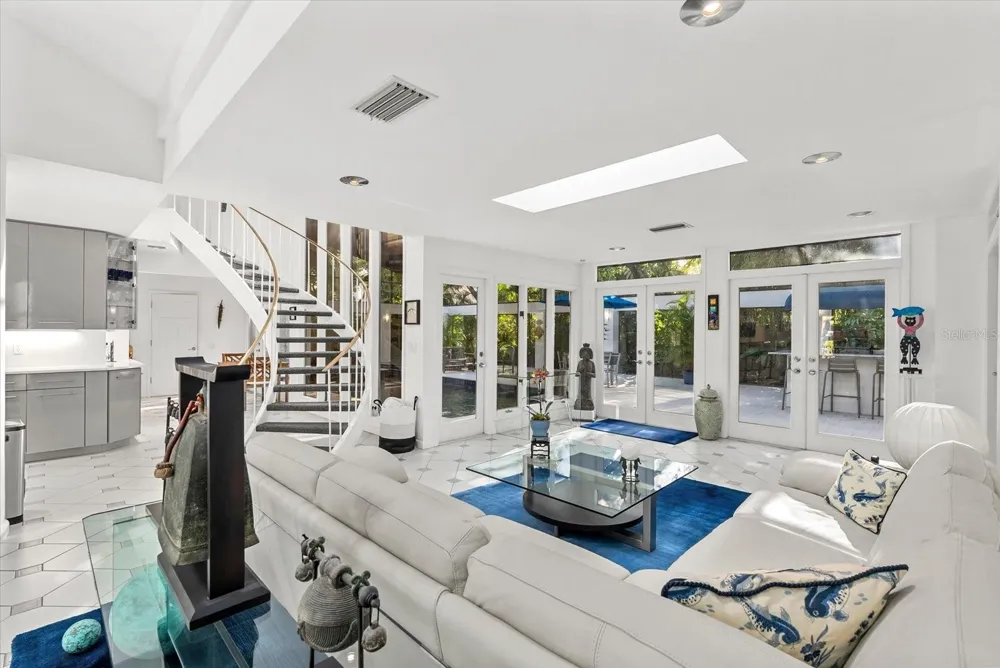 4891 PEREGRINE POINT E Sarasota, FL 34231