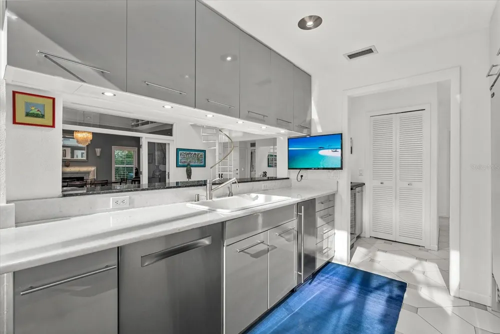 4891 PEREGRINE POINT E Sarasota, FL 34231