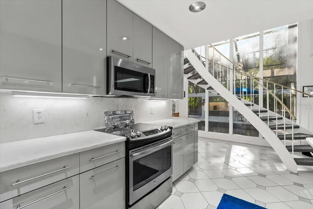 4891 PEREGRINE POINT E Sarasota, FL 34231