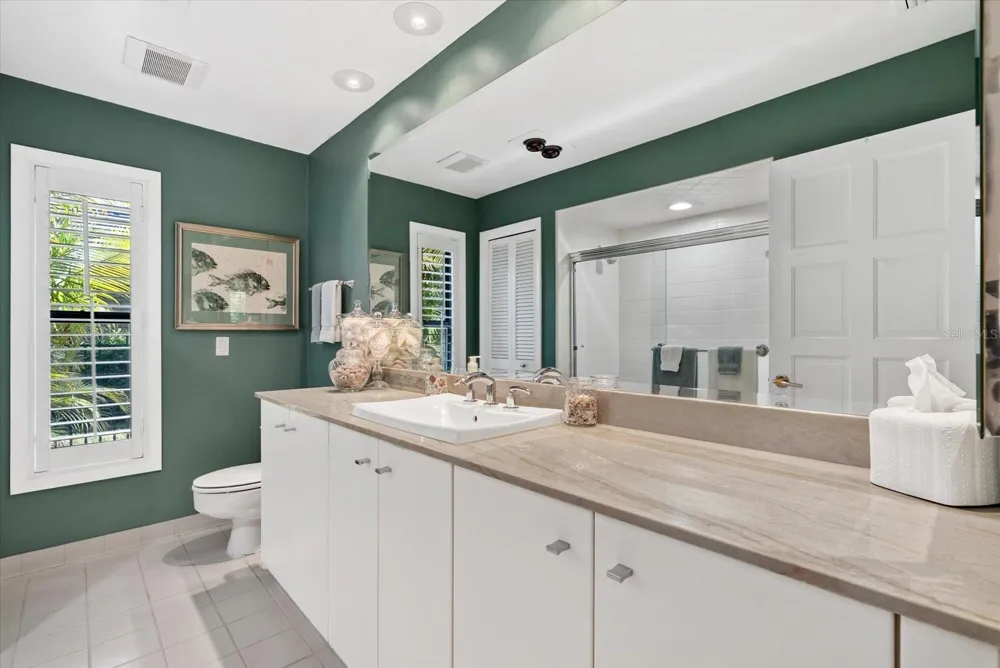 4891 PEREGRINE POINT E Sarasota, FL 34231