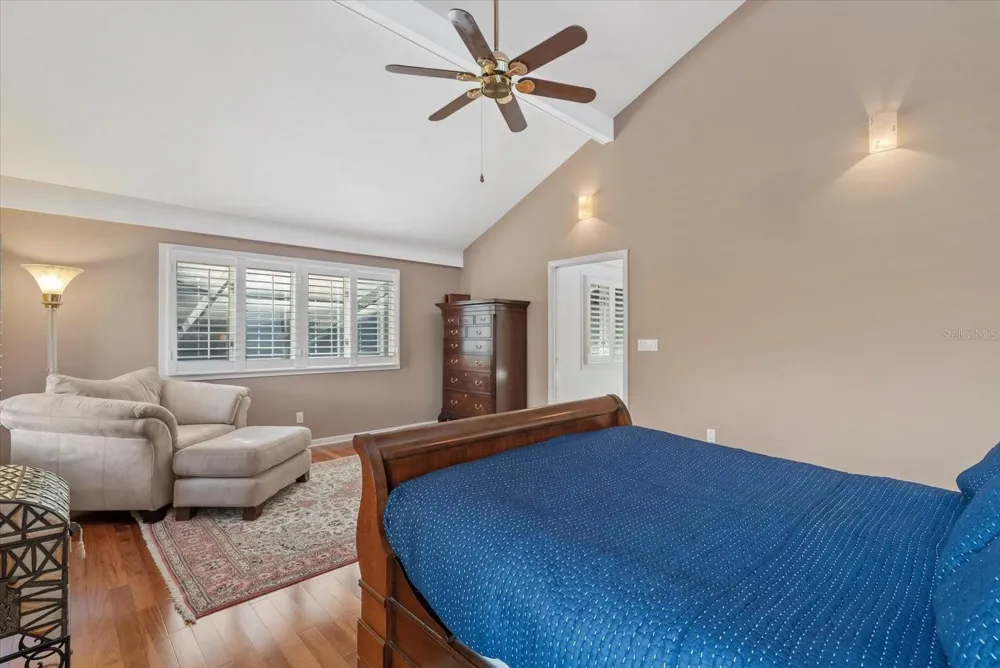 4891 PEREGRINE POINT E Sarasota, FL 34231