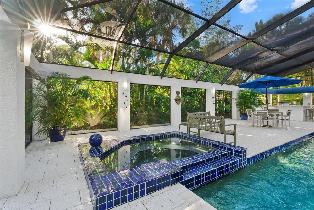 4891 PEREGRINE POINT E Sarasota, FL 34231