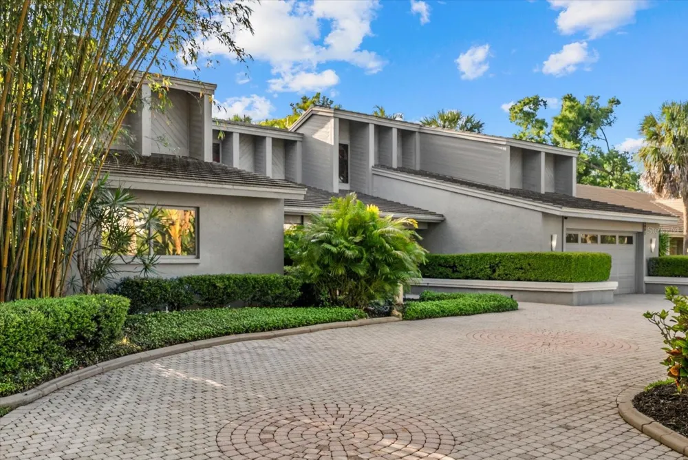 4891 PEREGRINE POINT E Sarasota, FL 34231