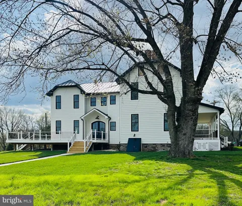 1411 JEFFERSON PIKE