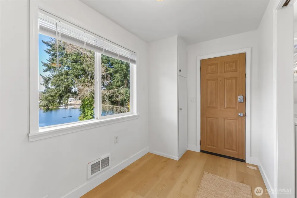 3118 Deer Island Drive E Lake Tapps, WA 98391