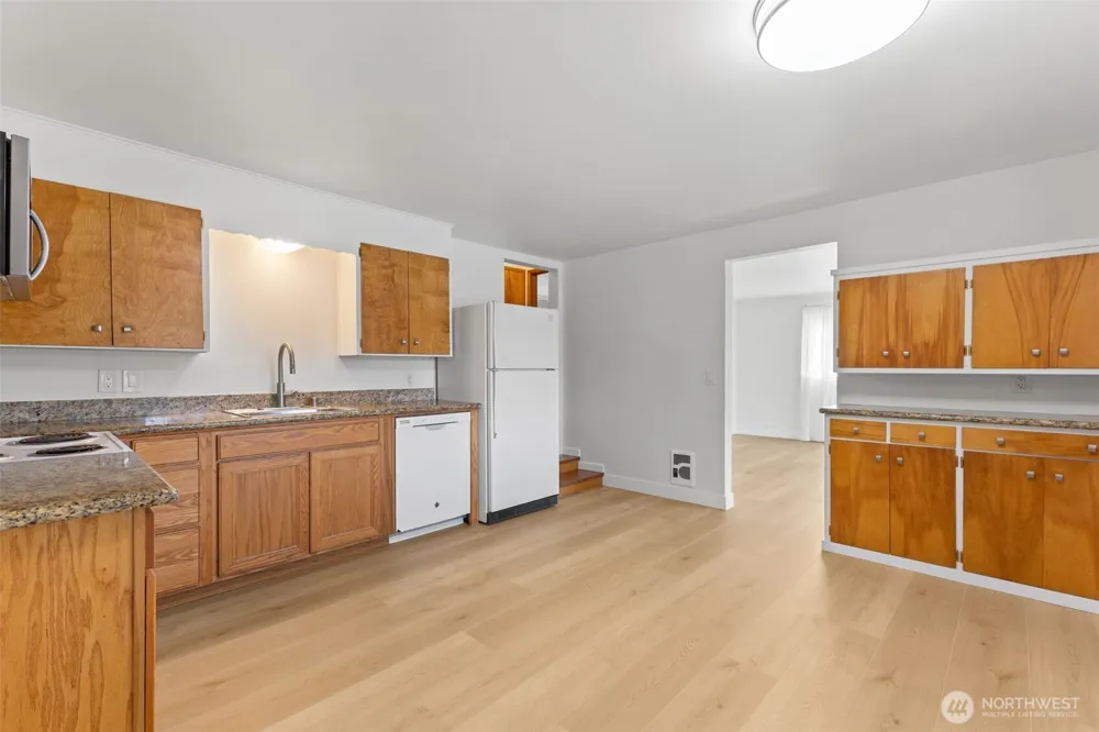 3118 Deer Island Drive E Lake Tapps, WA 98391