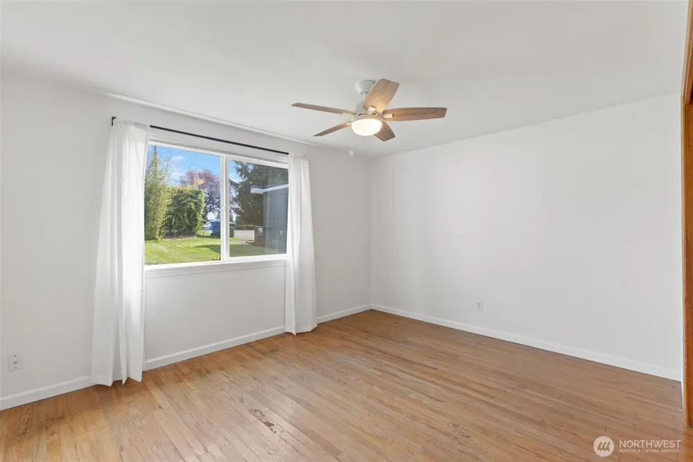 3118 Deer Island Drive E Lake Tapps, WA 98391