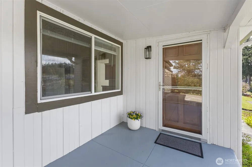 3118 Deer Island Drive E Lake Tapps, WA 98391