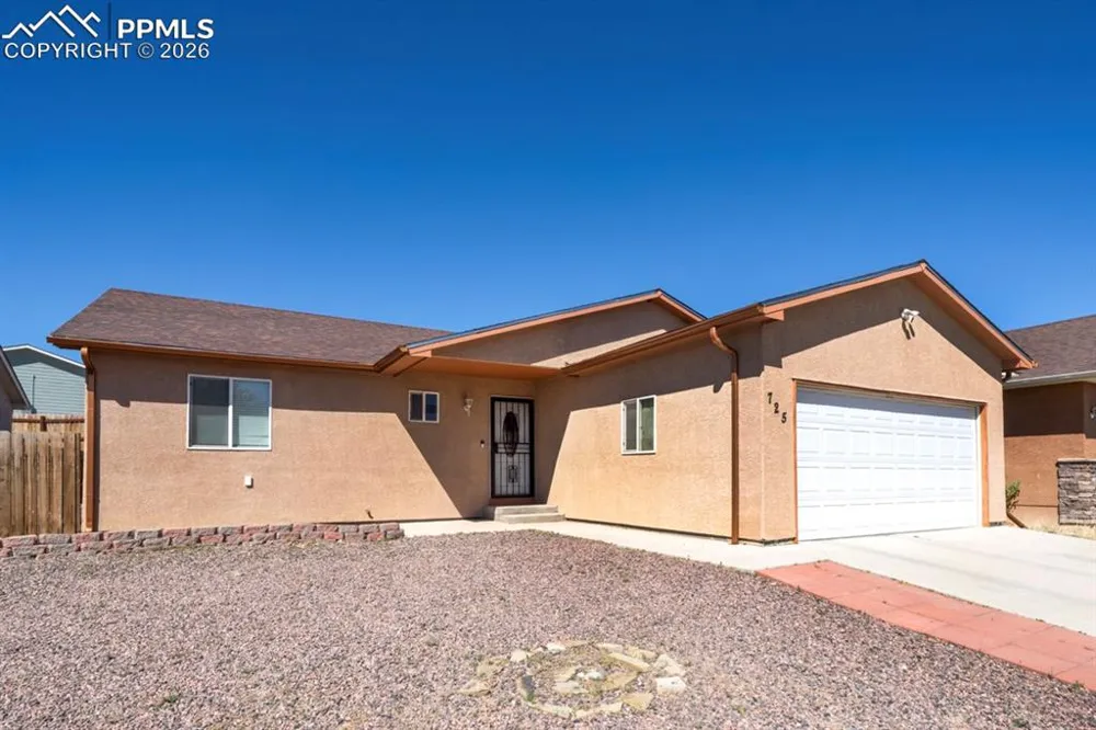 725 S Norwood Avenue Pueblo, CO 81001