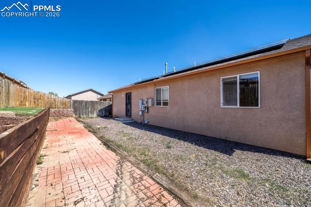 725 S Norwood Avenue Pueblo, CO 81001