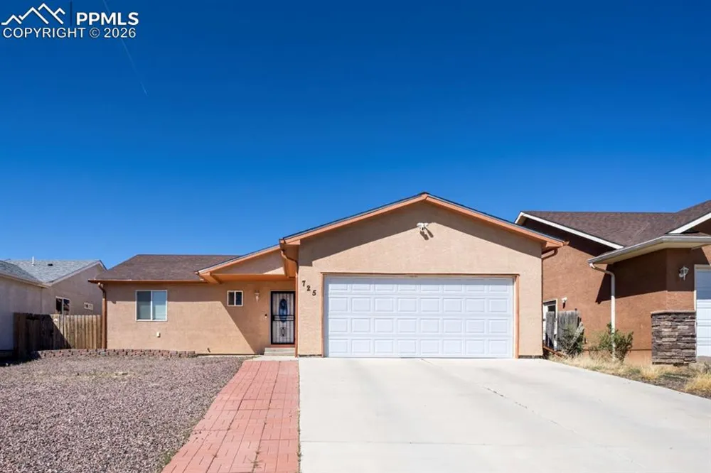 725 S Norwood Avenue Pueblo, CO 81001