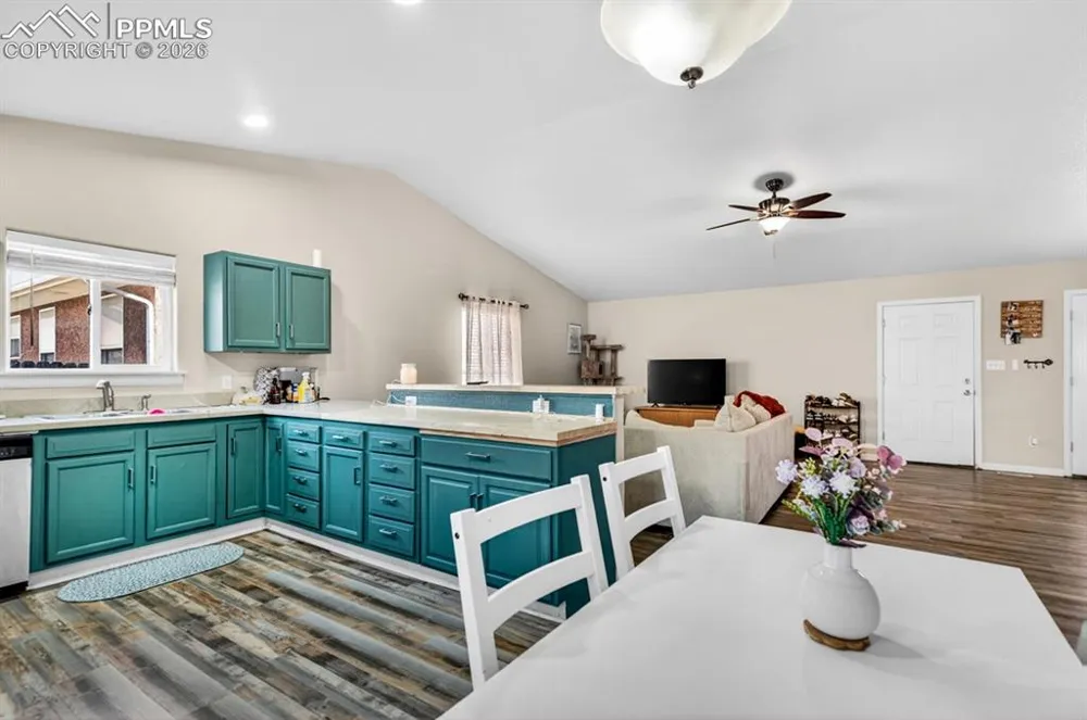 725 S Norwood Avenue Pueblo, CO 81001