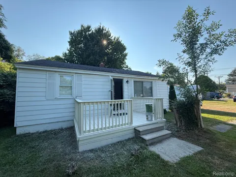 7189 Lakeshore Road