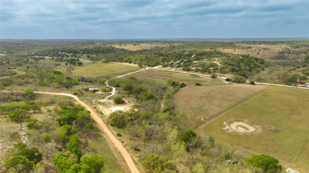 6980 Doss Spring Creek Road Fredericksburg, TX 78624