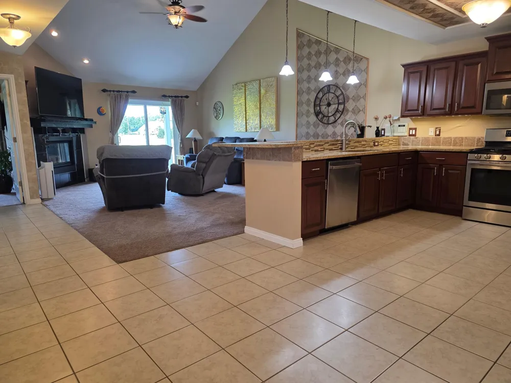 31637 Beaver Circle New Boston, MI 48164
