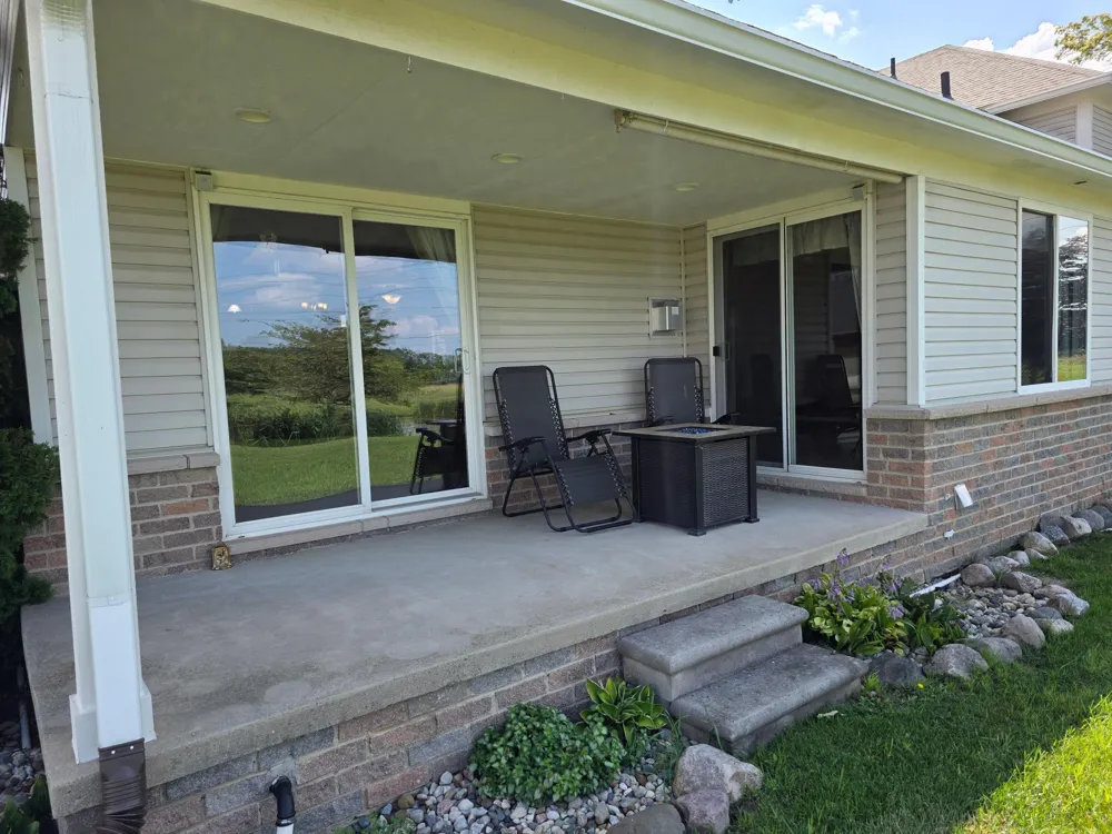 31637 Beaver Circle New Boston, MI 48164