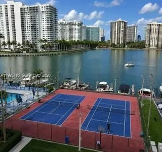 2750 NE 183rd St #2407 Aventura, FL 33160
