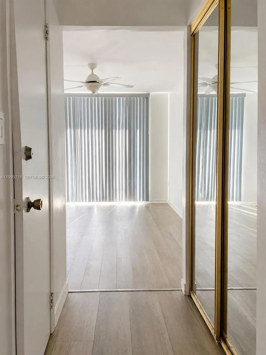2750 NE 183rd St #2407 Aventura, FL 33160