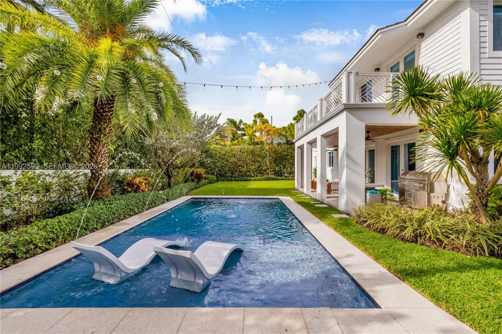 5602 SW 65th Ct South Miami, FL 33143
