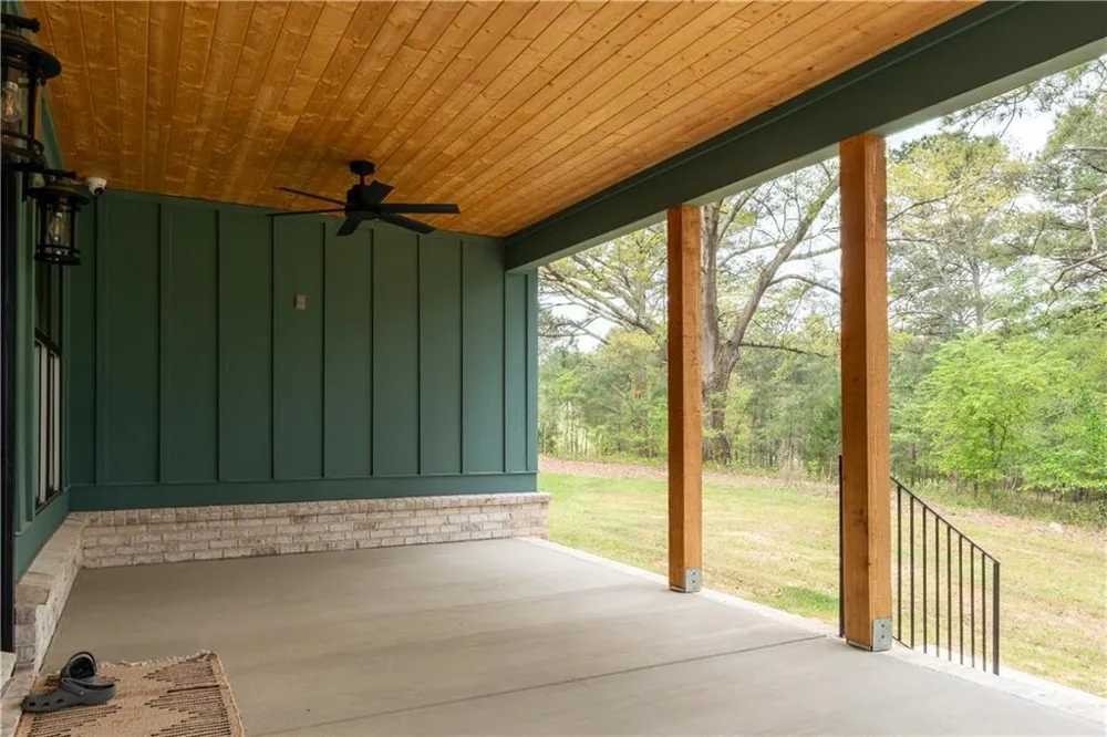 526 Brice Station Road Silver Creek, GA 30173