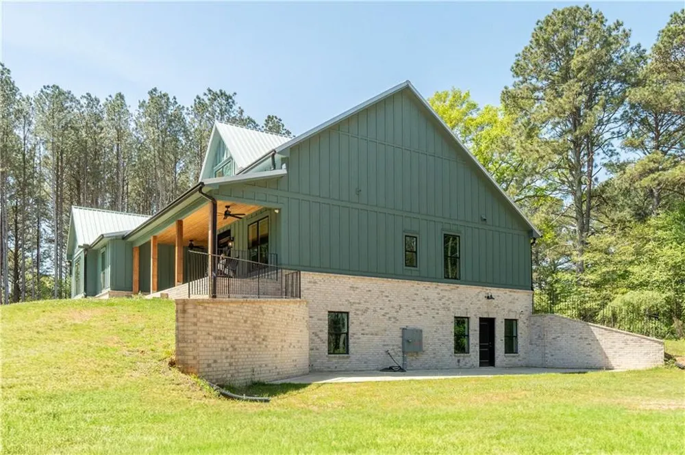 526 Brice Station Road Silver Creek, GA 30173