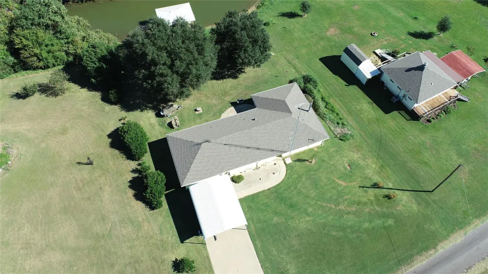 1569 Lcr 822 Groesbeck, TX 76642