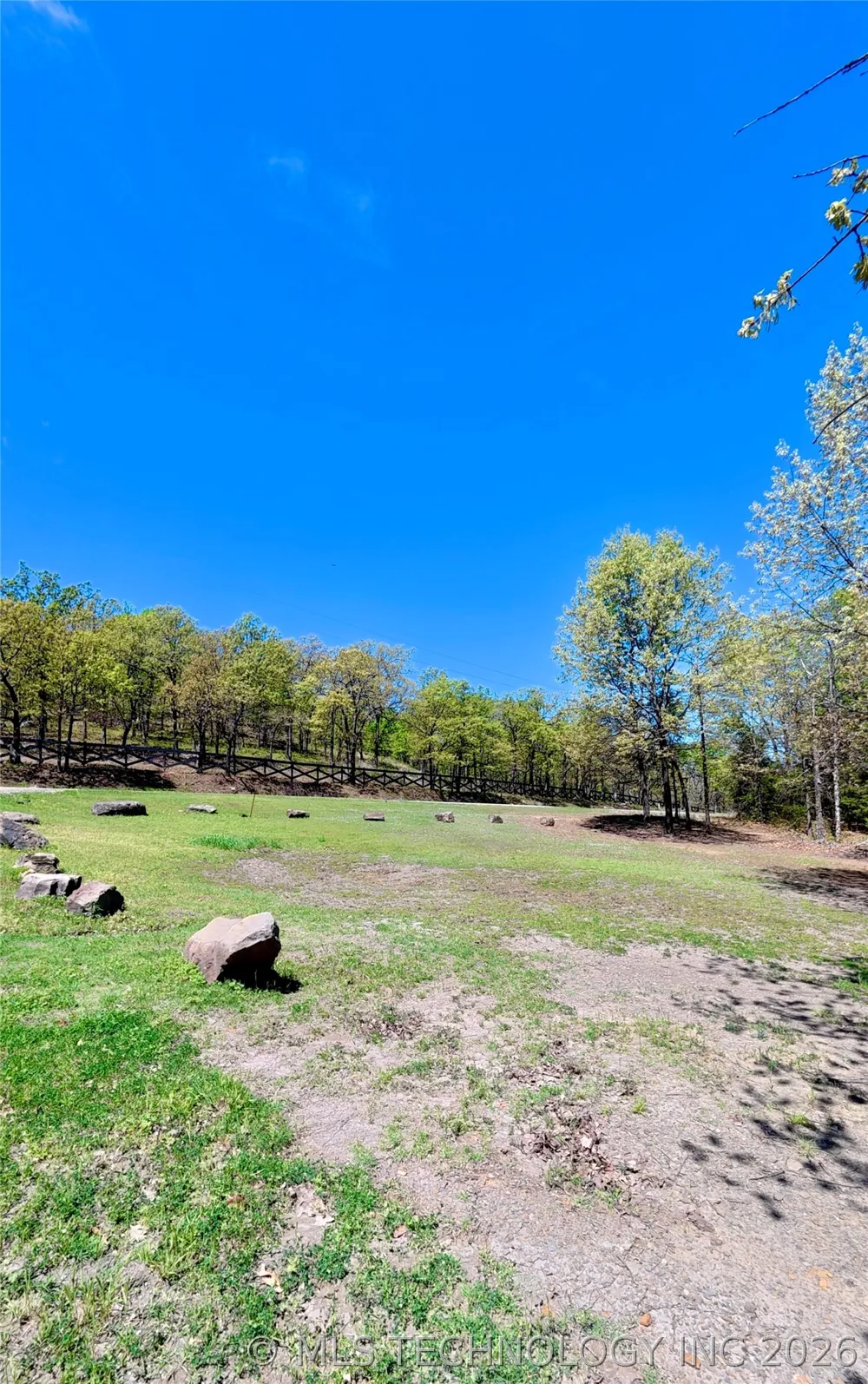 22 Duchess Creek Porum, OK 74455