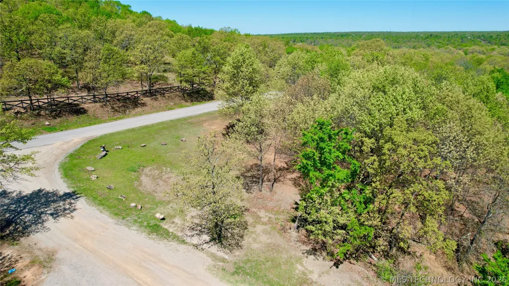 22 Duchess Creek Porum, OK 74455
