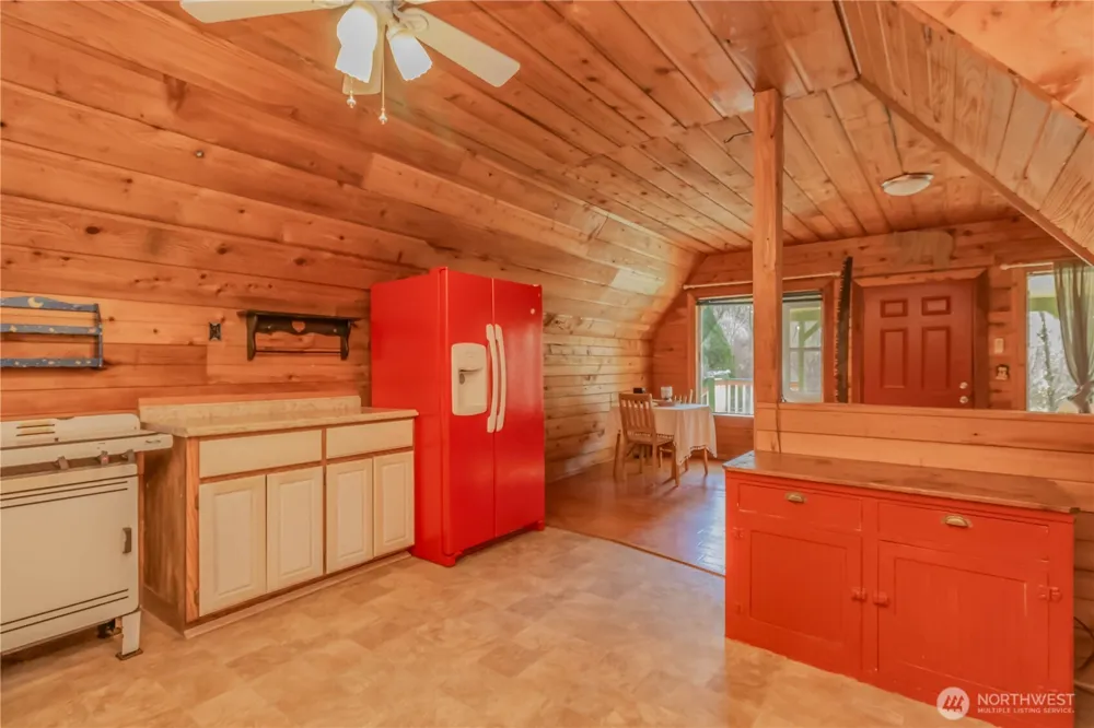 513 W Satsop Maple Glen Road Elma, WA 98541