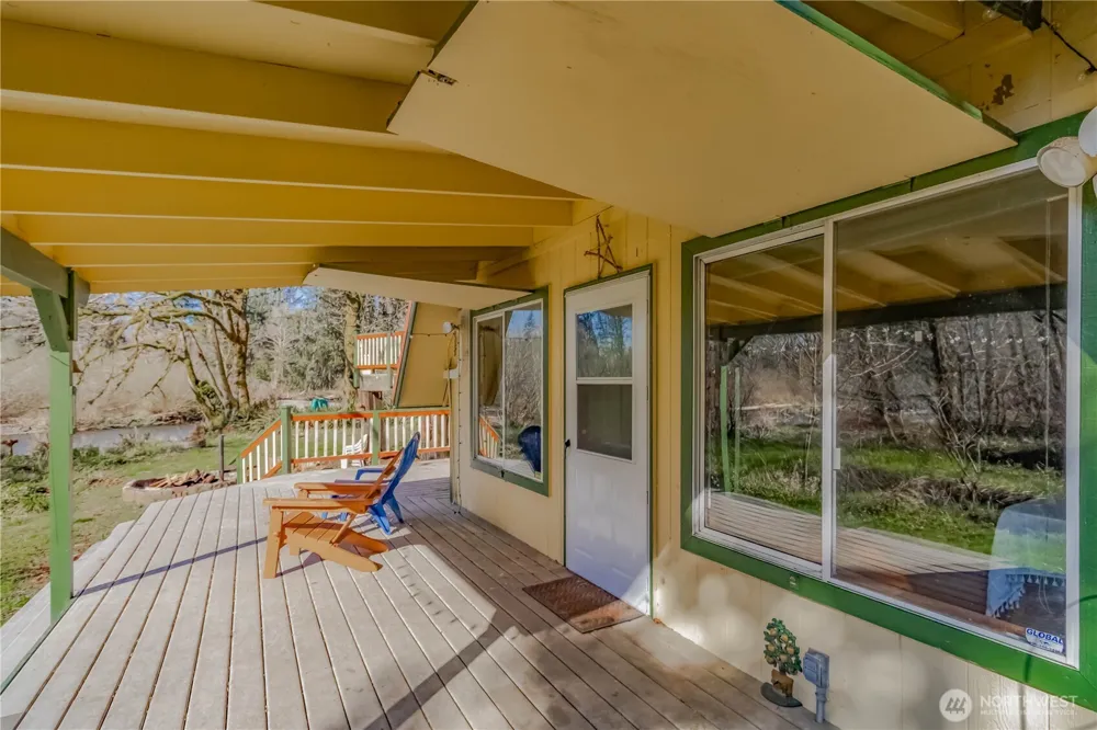 513 W Satsop Maple Glen Road Elma, WA 98541