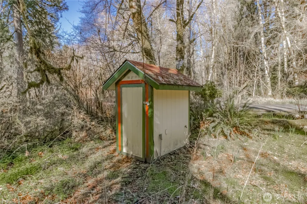 513 W Satsop Maple Glen Road Elma, WA 98541