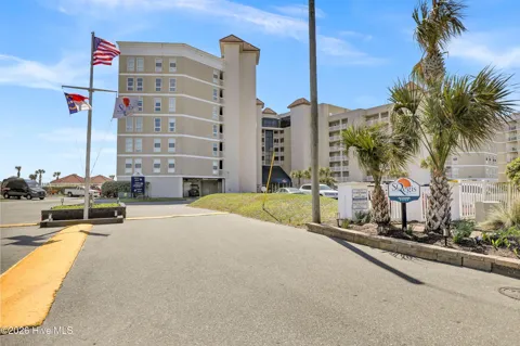 2000 New River Inlet Road #1214